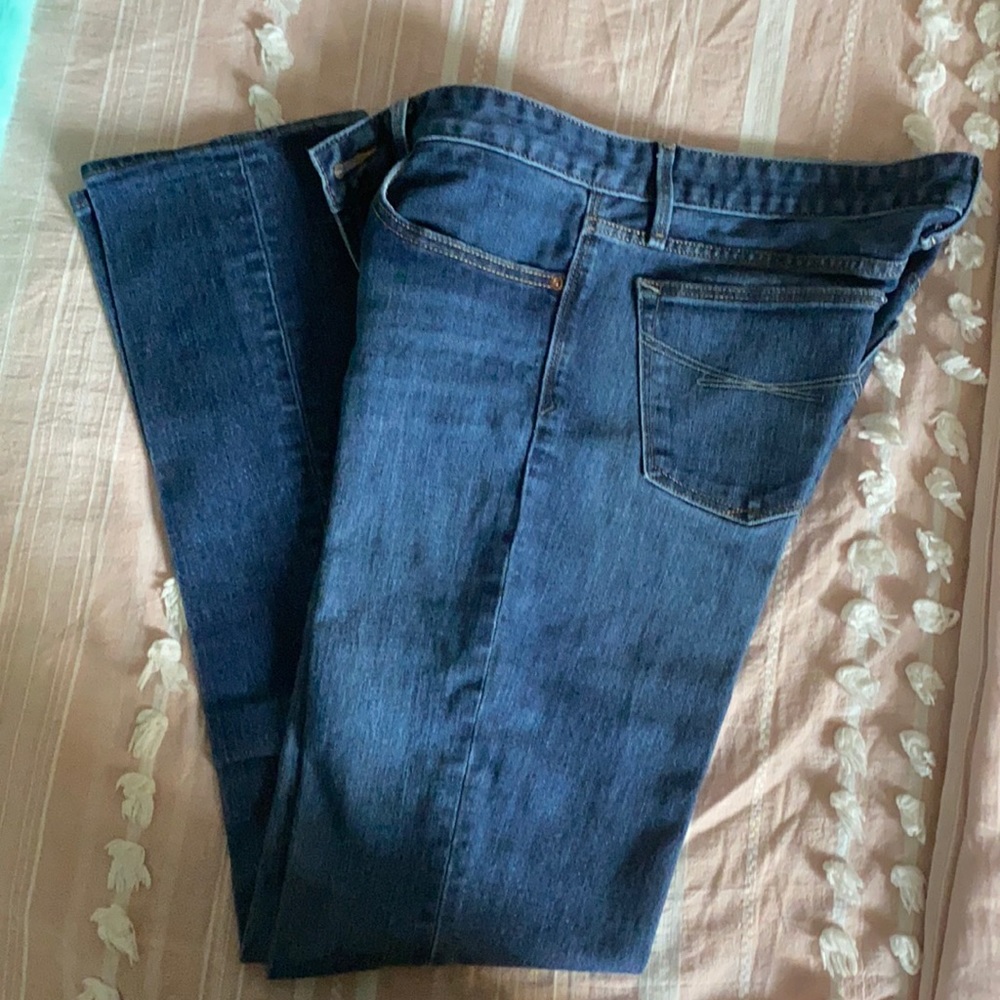 GAP Real Straight mid rise jean size 31/12L